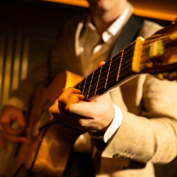 rasgueo guitarra flamenca