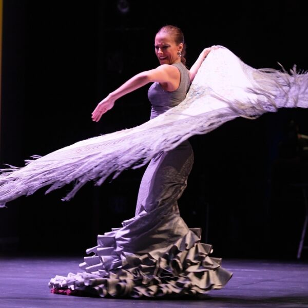 ropa llevar a un espectáculo de flamenco en Sevilla