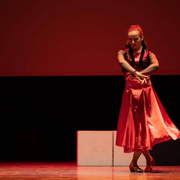 Descubre el arte del flamenco en Sevilla con el show en Tablao Álvarez Quintero