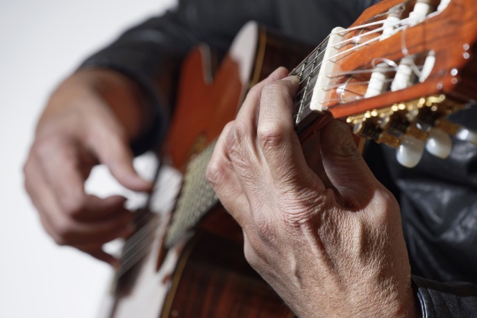 afinar guitarra flamenca